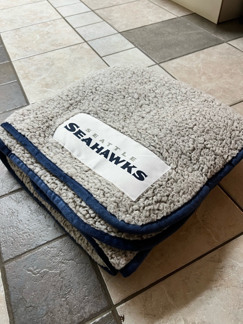 Seattle Seahawks Sherpa Throw Blanket - Gray with Navy Trim